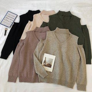Mock-turtleneck Cold-shoulder Cutout Sweater