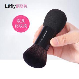 Dual Head Blush Brush Black - One Size