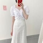 Short-sleeve Crinkled Top / Floral A-line Midi Skirt