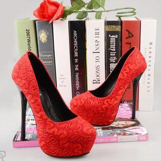Lace Panel Pumps