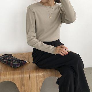 Plain Crew-neck Cropped Long-sleeve Top