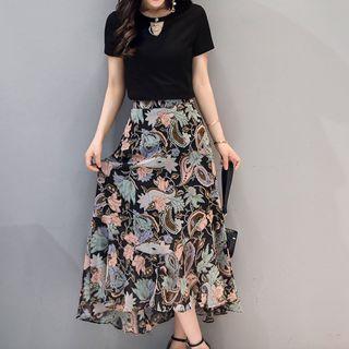 Set : Short-sleeve Top + Print Midi Skirt
