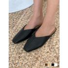 Square-toe Seam-trim Mules