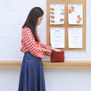 Zipped Square Hand Bag