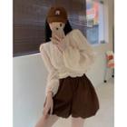 Balloon-sleeve Blouse / Balloon Shorts