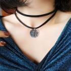 Star & Scallop Disc Layered Choker Necklace Star & Scallop Disc - Black - One Size