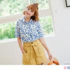 Feather Print Short Sleeve Blouse