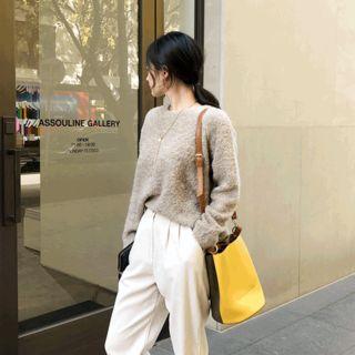 Round-neck Boucl  Knit Top