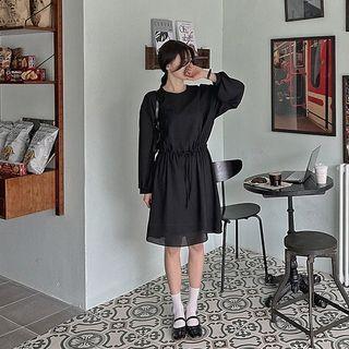 [lovb] Tie-waist Flared Midi Dress