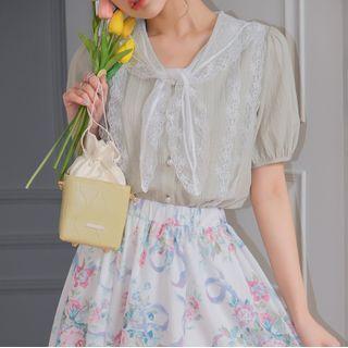 Floral Printed Midi Skirt / Short-sleeve Lace Trim Shirt