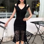 Sleeveless V-neck Buttoned Knit Top / Lace Pencil Skirt
