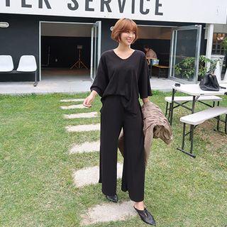Set: 3/4-sleeve Top + Banded-waist Wide-leg Pants