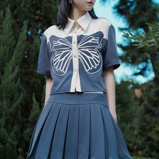 Short-sleeve Butterfly Embroidered Shirt / Mini Pleated Skirt