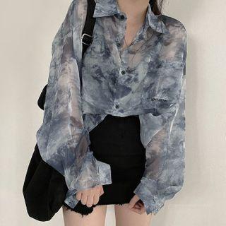 Printed Shirt / Mini Fitted Skirt