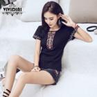 Short-sleeve Embroidered Trim T-shirt