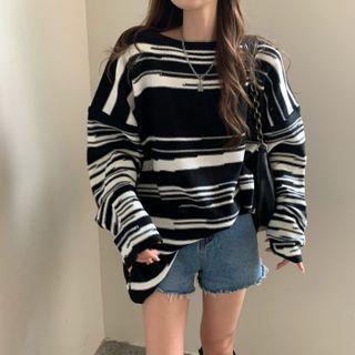 Stripe Long-sleeve Oversize Sweater Black & White - One Size