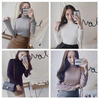 Long Sleeve Turtleneck T-shirt