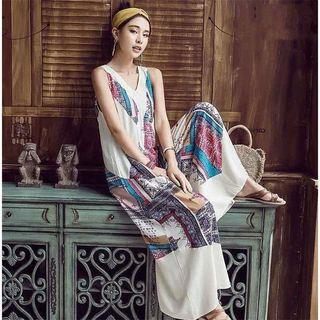 Patterned Sleeveless Wide-leg Jumpsuit