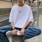 Plain Round-neck Short-sleeve Top