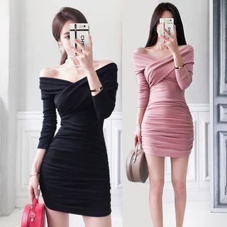 Long-sleeve Knit Crinkled Mini Bodycon Dress