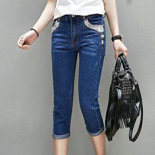 Printed Panel Capri Jeans