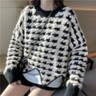 Wavy Edge Houndstooth Sweater Houndstooth - Black & White - One Size