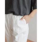 Band-waist Tapered Capri Pants