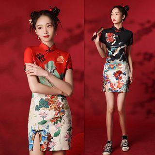 Short-sleeve Graphic Mini Qipao