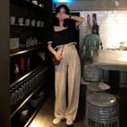 Short-sleeve Cropped T-shirt / Plaid Wide-leg Pants