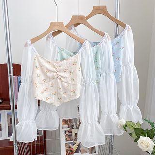 Square-neck Pleated Cropped Blouse