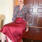 Floral Elbow-sleeve Top / Sheath Midi Skirt