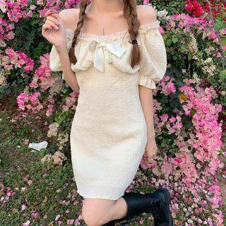 Short-sleeve Ribbon Dress