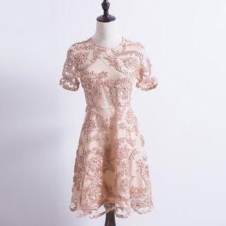 Embroidered Short-sleeve Cocktail Dress / Elbow-sleeve Dip-back Cocktail Dress