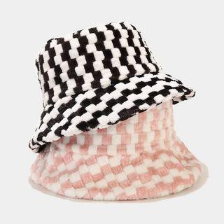 Checkered Fluffy Bucket Hat