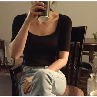 Square-neck Short-sleeve Knit Top Black - One Size