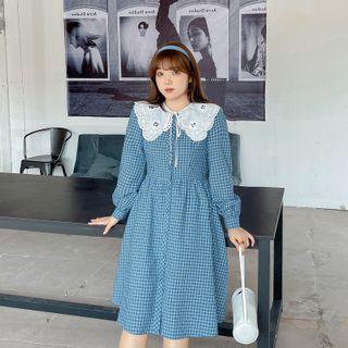 Long-sleeve Eyelet Lace Collar Check Midi A-line Dress