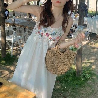 Spaghetti Strap Flower Embroidered Panel Dress