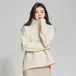 Mock-neck Boxy Thick Sweater