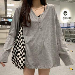 Long-sleeve V-neck Drop Shoulder Button Loose Fit T-shirt