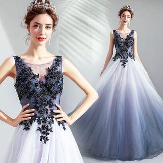 Sleeveless Sequined Embroidery Gradient Ball Gown
