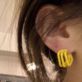 Layered Geometric Half-hoop Earring 1 Pair - Blue & Yellow - One Size