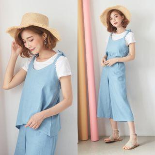 Set: Short-sleeve T-shirt + Spaghetti Strap Top + Wide-leg Cropped Pants Light Blue - One Size
