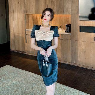 Short-sleeve Two-tone Shirred Midi Bodycon Dress