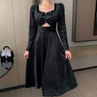 Long-sleeve Lace Trim Cutout Velvet Midi Dress