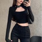Cutout Buckled Neck Cropped T-shirt Black - One Size
