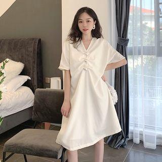 V-neck Loose-fit Short-sleeve Dress White - One Size