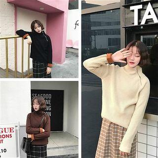 Zipper Striped Loose-fit Turtleneck Sweater