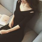 V-neck Elbow-sleeve A-line Knit Dress