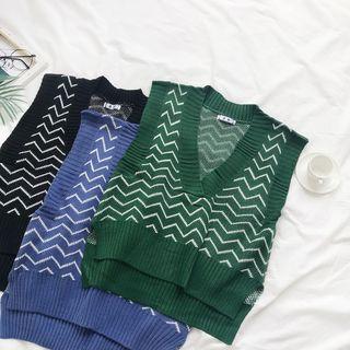 V-neck Chevron Print Knit Vest