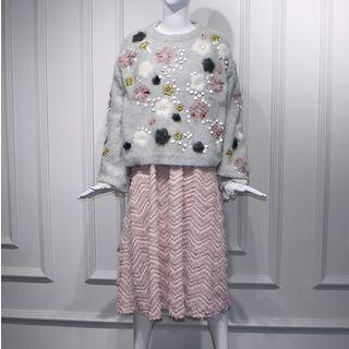 Floral Pattern Sequined Sweater / Knit Vest